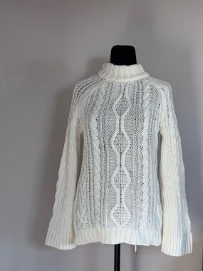 Express Ivory Cable Knit Turtleneck Sweater